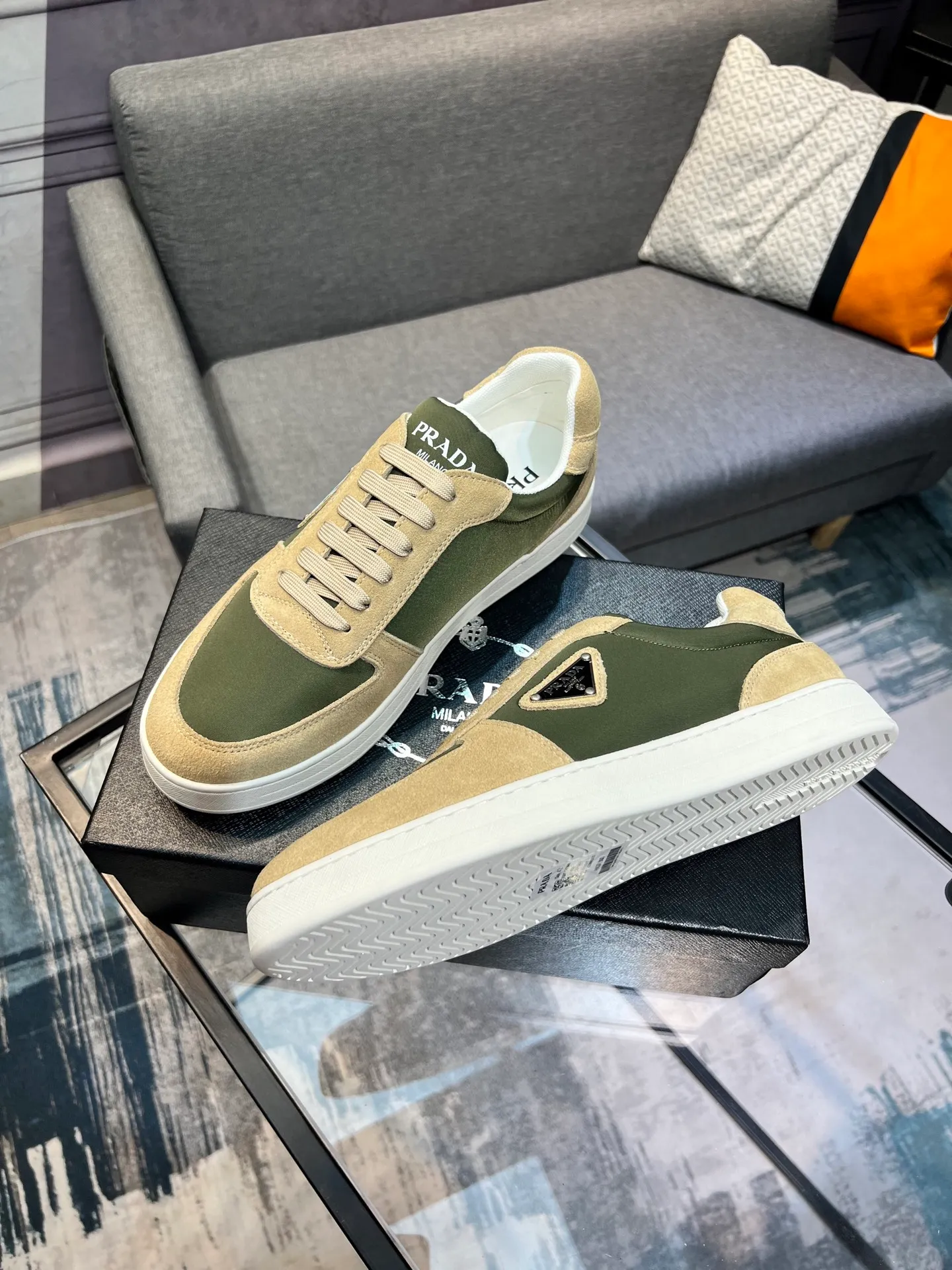 Men's men's shoes 💰440 [PRADA—Prada] latest model 🙈original replica! 👟👟👟Available here. The workmanship is top-notch. The upper is made of Italian 🇮🇹Imported calfskin. ❗️Breathable genuine leather lining @Suitable for travel. The original version has an enlarged engraved sole, making it suitable for all kinds of travels, showing low-key luxury. Let quality speak for itself. Color: Size: 38-44